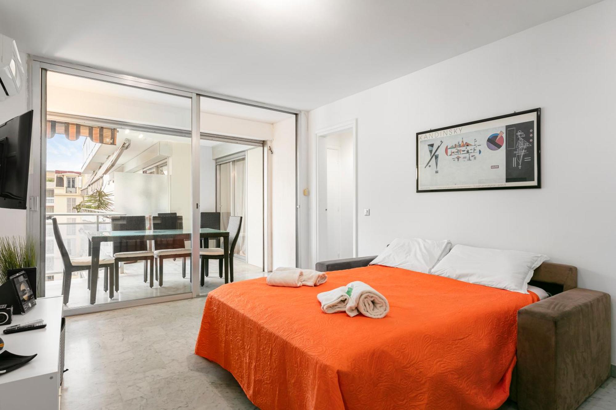 Prestige Fshh Appartement *